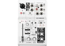 ヤマハ YAMAHA ウェブキャスティングミキサー オーディオインターフェース 3チャンネル AG03 インターネット配信に便利な機能付き 音楽制作アプリケーションCubasis LE対応