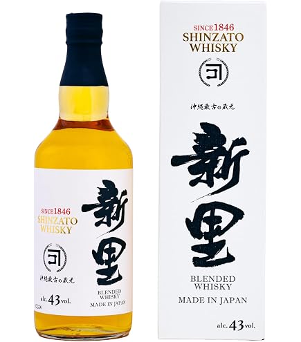 Amazon.co.jp: Kumejima Sake Brewery OKINAWA ISLAND BLUE Whisky 40