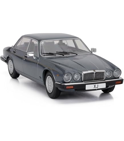 Amazon | 1/43 ジャガー XKRS ジャガー RSR #81 ルマン 2010