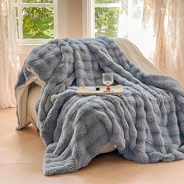 Amazon.co.jp 最新リリース: ブランケット・毛布 の新着ランキングです。