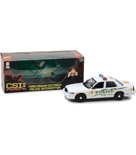 Amazon.co.jp: Greenlight 1:24 2011 FORD CROWN VICTORIA POLICE