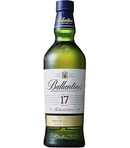 Amazon.co.jp: バランタイン 17年 40度 700ml 正規品 箱付 スコッチ