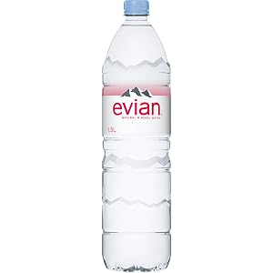 伊藤園 evian(エビアン) ミネラルウォーター 1.5L ×12本 [正規輸入品]
