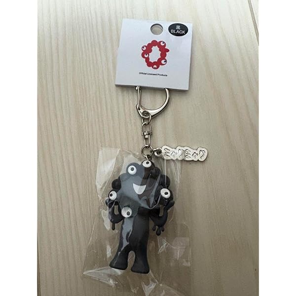 新品　EXPO 2025 カラビナ付きマスコット　ブラック　ミャクミャク　黒　立 Amazon.co.jp: ミャクミャク カラビナ付きマスコット EXPO2025