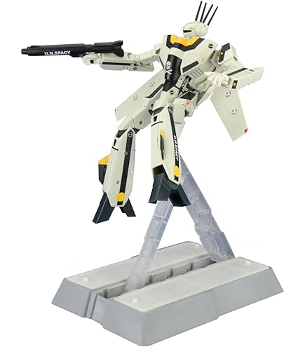 Amazon.co.jp: 1/60 超時空要塞マクロス 完全変形 VF-1S ストライク