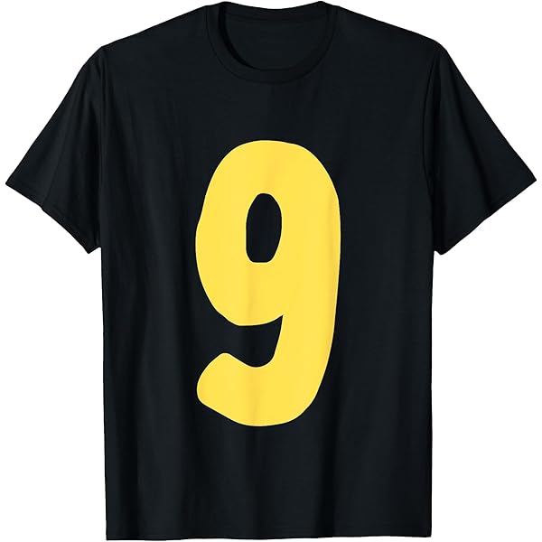 Amazon | 数字 4 大きくて太字 レッド Tシャツ | Tシャツ