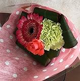 季節花を使ったミニ花束