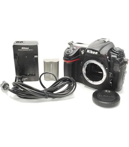Amazon | Nikon デジタル一眼レフカメラ D300S AF-S DX 18-200 VRII
