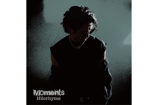 【Amazon.co.jp限定】Moments (初回限定盤)(DVD付)(特典:メガジャケ(抽選で10名様に直筆サイン入り)付)