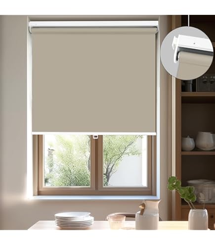 Amazon｜ニトリ(NITORI) つっぱり 遮光 ロールスクリーン RS06 ダーク