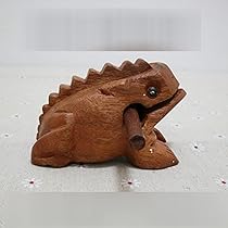 カエル　木彫り　彫刻　蛙の置物　ガマガエル Amazon.co.jp: 木魚 ガマ木魚 おもちゃ 蛙 カエル 木彫り 置物
