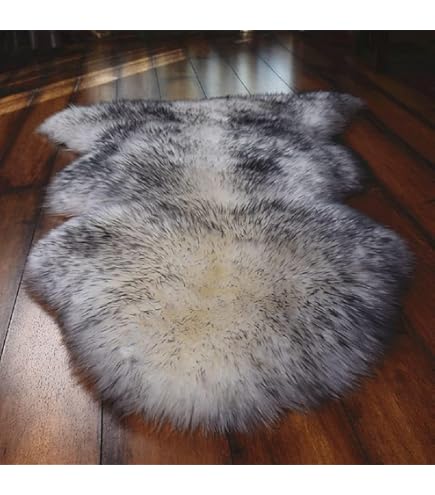 Amazon｜Sunshine Cowhides 100% 本物のヤギ皮ラグ - ベージュ
