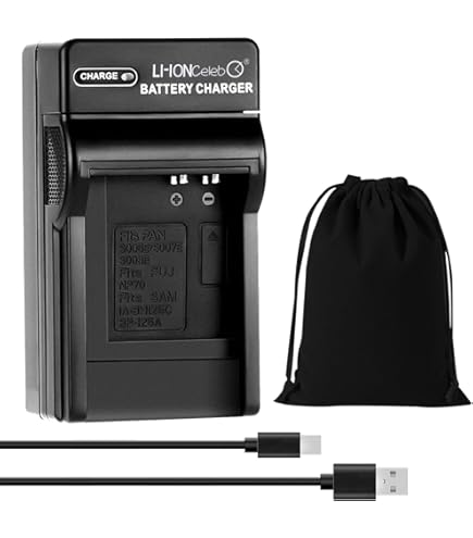 PENTAX Q ブラック・天然木 01,02レンズ2本、充電器、新品バッテリー PENTAX Q ブラック・天然木 01,02レンズ2本、充電器、新品バッテリー