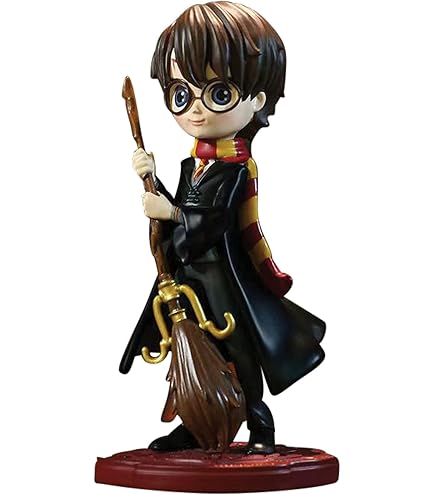 ハリーポッター　トム・リドル　フィギュア Amazon.co.jp: Enesco Wizarding World of Harry Potter トム リドル