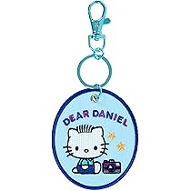 Amazon.co.jp: サンリオ(SANRIO) 刺繍ワッペンキーホルダー