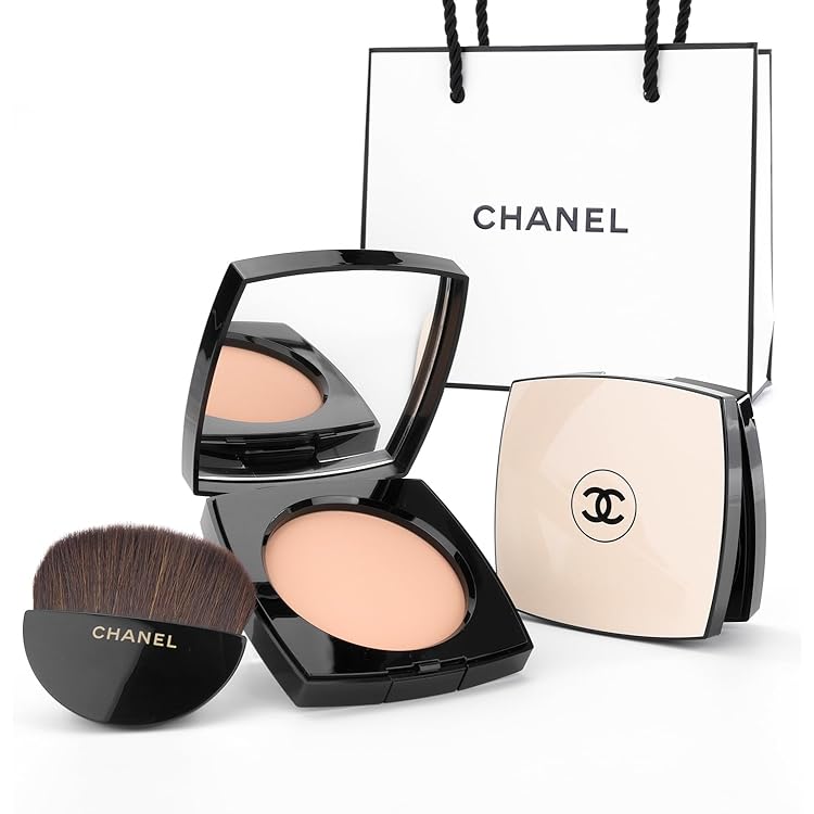 Amazon | シャネル プードゥル ルミエール ＃10 アイヴォリーゴールド