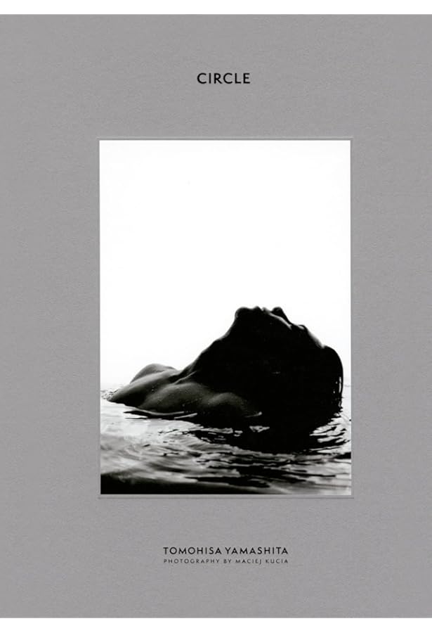 Amazon.co.jp: 山下智久 写真集 CIRCLE : 山下 智久, マチェイ