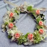 739【プリザーブド】【ウエディングヘッドドレス】【結婚式】花かんむり 草原の花嫁（ミニローズを添えて・優しいオレンジ）