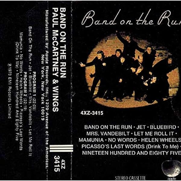 wings band on the run (RARE SET!!送料込み） wings band on the run (RARE SET!!送料込み） - メルカリ