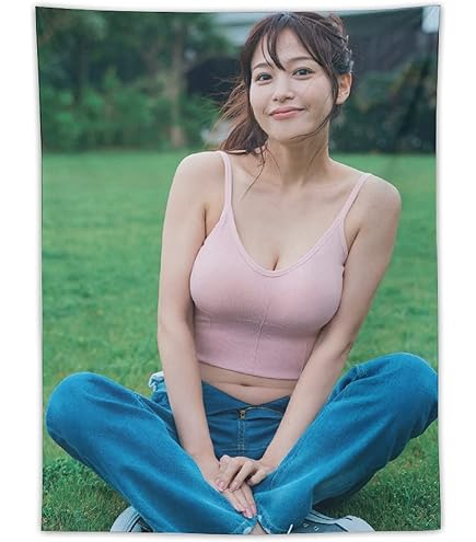 Amazon.co.jp: 鷲見玲奈画像水着写真ポスター4清純女神 タペストリー