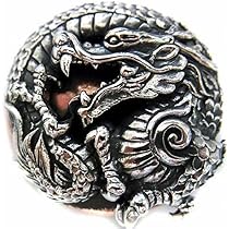 金色の彫刻模様　龍　ボタン　コンチョ　ブレスレット　K18 PT900 金色の彫刻模様龍ボタンコンチョブレスレットK18 PT900