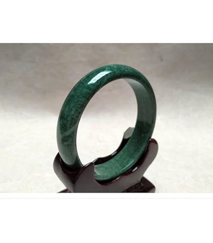 Amazon.co.jp: 天然翡翠バングル 自然な濃い緑の手彫りの広い