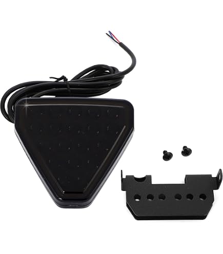Amazon | ブレーキライトフラッシャー 12V-24V フラッシュストロボ