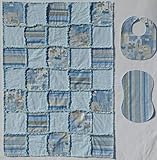 Charming WOODLAND ANIMAL Print with Coordinating Blue and Tan Accent Fabrics Baby Rag Quilt with Mat