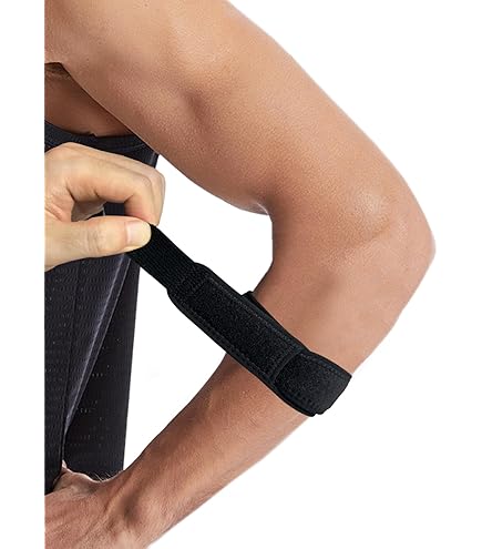 Amazon | Breg HEX Adjustable Hinged Elbow Brace (Medium) by Breg