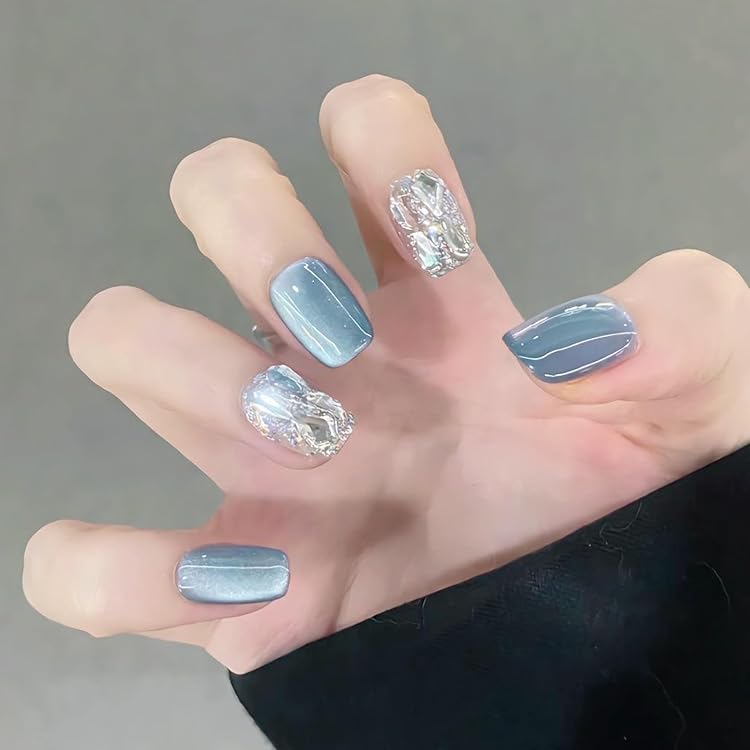 Amazon | ネイルチップ つけ爪 レーザー 24枚入 宇宙 星の海 輝く