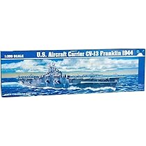 トランペッター 1/350 米海軍 空母 CV-13 フランクリン プラモデル Amazon.com: Trumpeter 1/350 US Navy Aircraft Carrier CV-13