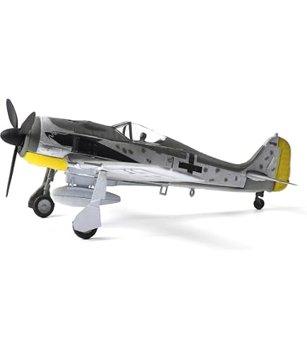 Amazon | 童友社 1/72 零戦 五二丙型 第302海軍航空隊 No.4 塗装済み