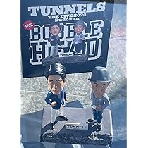 Amazon.co.jp: とんねるず THE LIVE 2024 “ミニ” BOBBLE HEAD
