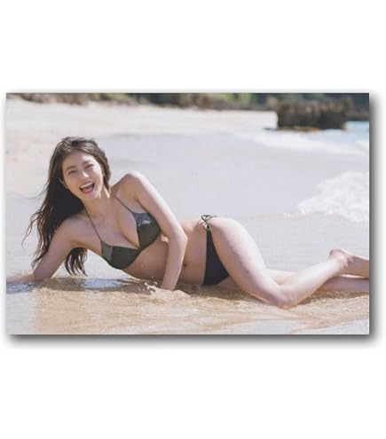 Amazon.co.jp: 乃木坂46伊藤純奈水着写真ポスターかわいい