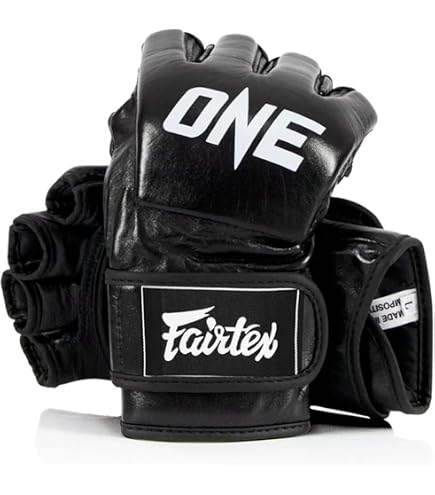 Amazon | UFC オフィシャルファイトグローブ (M) | UFC | オープン