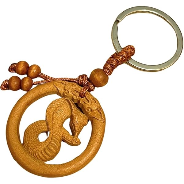 顕太郎 谷津送料無料　緑檀根付　鼠　提げ物　『中山』銘 縁起物 顕太郎 谷津様専用送料無料 緑檀根付 鼠 提げ物 『中山』銘 縁起物