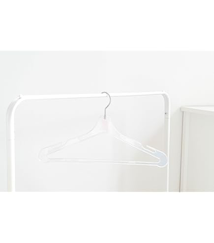 Amazon.co.jp: 透明プラスチックハンガー 20本パック - ノンスリップ