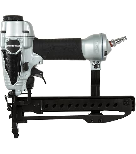 Amazon | 日立(HITACHI) 常圧フィニッシュネイラ 仕上釘打機 NT50AE2