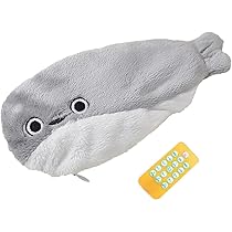 店番のスピス　めちゃもふぐっとぬいぐるみ　サカバンバスピス 店番のスピス めちゃもふぐっとぬいぐるみ│株式会社BANDAI