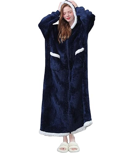 Amazon.co.jp: 夏目友人帳着る毛布 ルームウエアしまむら ニャンコ先生