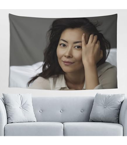 中山美穂 壁掛け 布製 タペストリー Amazon.co.jp: 中山美穂 タペストリー インテリア 装飾アート