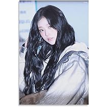 Newjeans OMG ポスター HAERIN ヘリン NewJeans OMG HAERIN ヘリン アルバム - メルカリ