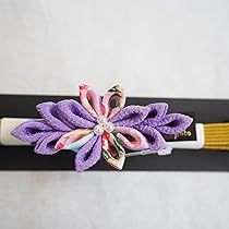 つまみ細工帯留め　帯飾り　紫　白　金　パールチェーン つまみ細工帯留め 帯飾り 紫 白 金 パールチェーン