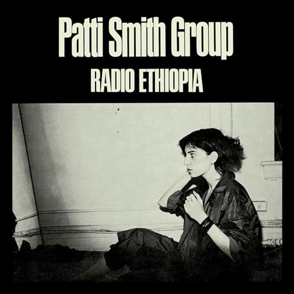 Amazon.co.jp: Pastti Smith (Original Album Classics