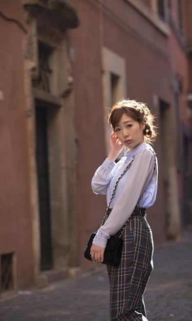 女性声優 - 楠田亜衣奈ファーストソロ写真集「くすくすくっすん」