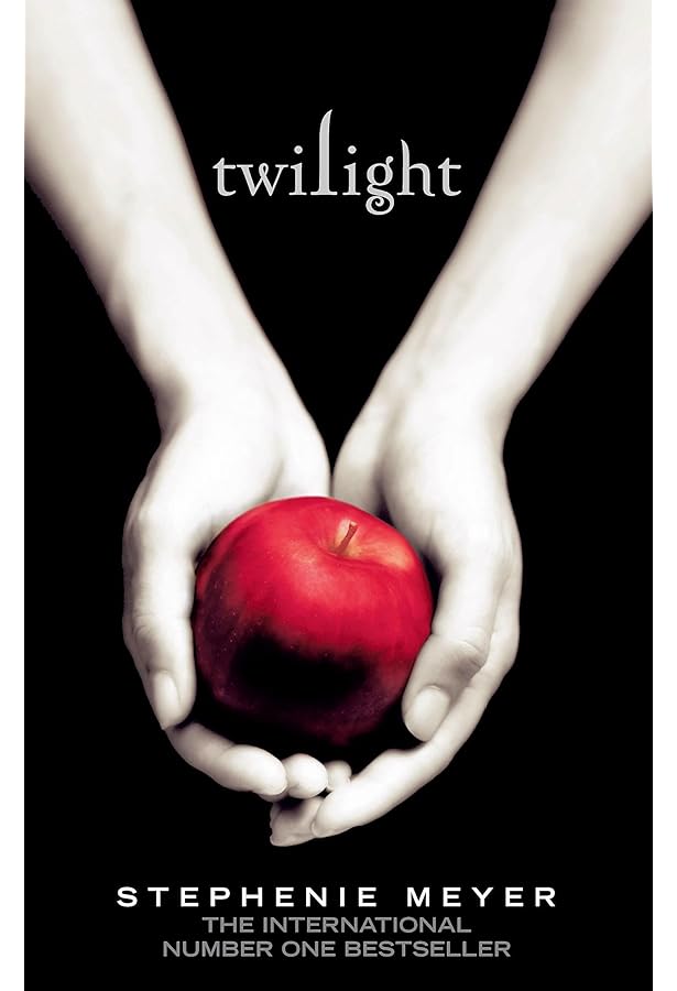 Amazon | New Moon (The Twilight Saga) | Meyer, Stephenie | Fantasy