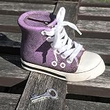 TheベビーチャックハイトップスニーカーBank inパープル、ハイトップ、象徴的なconverse-style、靴紐、キー、ロック、リムーバブルストッパープラグ、コインスロット、セラミック、3 1 