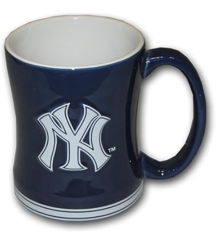 Amazon.co.jp: New York Yankees Coffee Mug - 440ml Sculpted