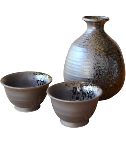 Amazon.co.jp: 信楽焼 徳利【田舎w918-10（注器1個、ぐい呑み2個