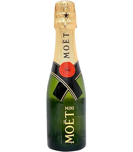 Amazon.co.jp: モエ シャンパン デコレーションボトル 200ml×2本